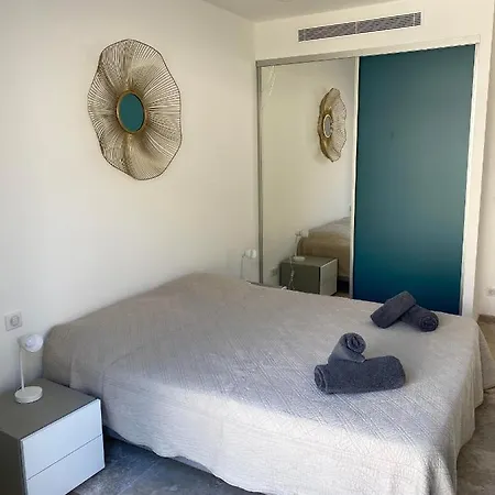 Apartment Appartement Spacieux Et Lumineux Situe Sur Le Port 4 A 6 Personnes Porto-Vecchio (Corsica)