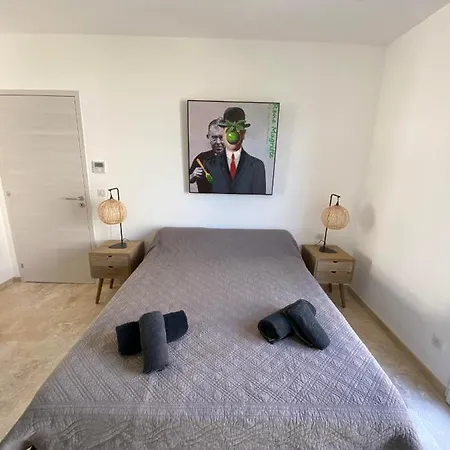 Appartement Spacieux Et Lumineux Situe Sur Le Port 4 A 6 Personnes Apartment Porto-Vecchio (Corsica)