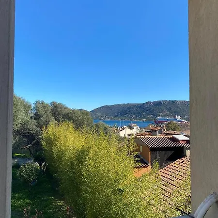 Appartement Spacieux Et Lumineux Situe Sur Le Port 4 A 6 Personnes